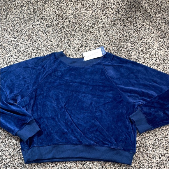 Universal Thread Tops - 🆕 Universal Thread Leisure Studio Velour Pullover Navy Blue Sweatshirt M | NWT